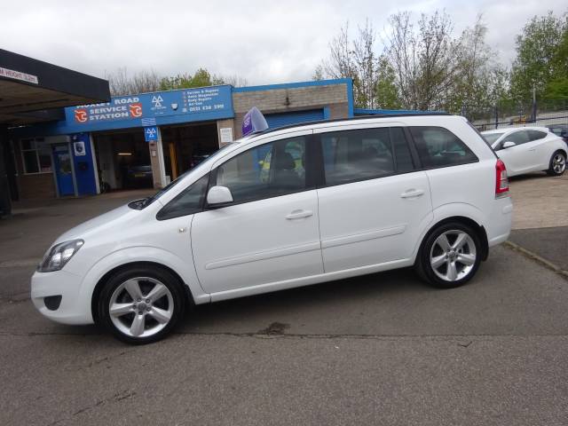 2013 Vauxhall Zafira 1.6i [115] Exclusiv 5dr ** LOW RATE FINANCE AVAILABLE ** LOW MILEAGE ** SERVICE HISTORY **