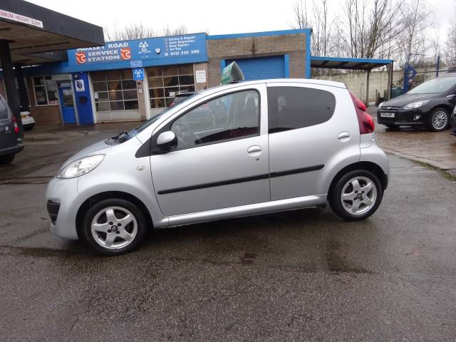 2013 Peugeot 107 1.0 12v Allure 5dr