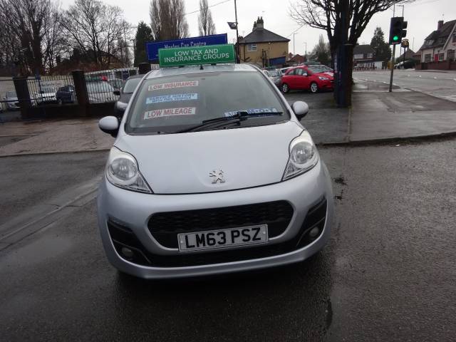 2013 Peugeot 107 1.0 12v Allure 5dr ** LOW RATE FINANCE AVAILABLE ** SERVICE HISTORY ** FREE / ZERO ROAD TAX **