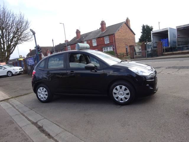 Citroen C3 1.0 VTi VT 5dr ** LOW RATE FINANCE AVAILABLE ** LOW MILEAGE ** JUST BEEN SERVICED ** Hatchback Petrol Metallic Black