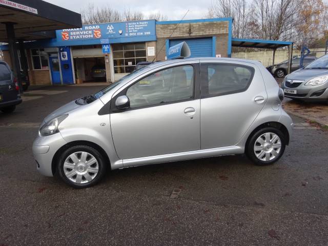 2012 Toyota Aygo 1.0 VVT-i Ice Automatic 5dr