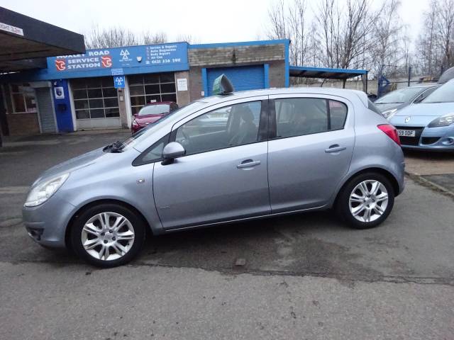 2009 Vauxhall Corsa 1.4i 16v Design 5dr