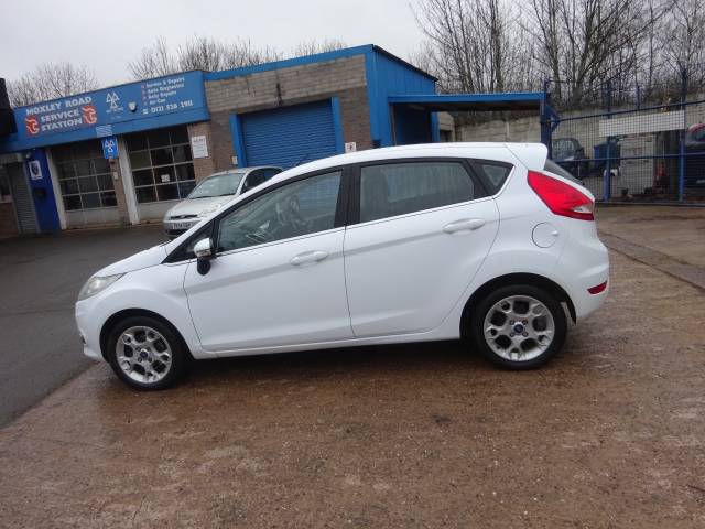 2012 Ford Fiesta 1.25 Zetec 5dr [82]