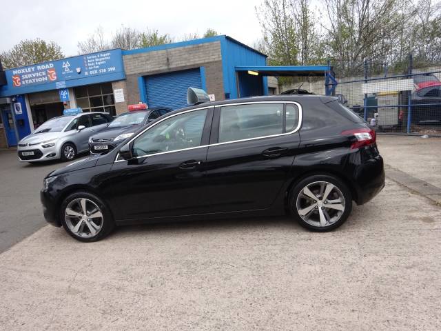 2014 Peugeot 308 1.6 HDi 115 Allure 5dr