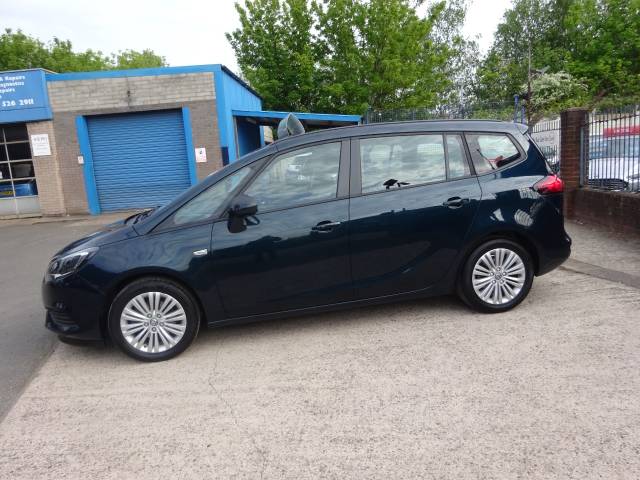 2017 Vauxhall Zafira Tourer 1.4T Design 5dr
